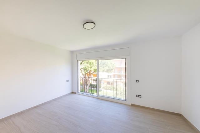 3 Zimmer Villa zu verkaufen in Empuriabrava, Castelló d'Empúries - 399.000 € (Ref: 9598254)