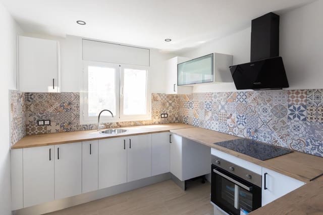 3 Zimmer Villa zu verkaufen in Empuriabrava, Castelló d'Empúries - 399.000 € (Ref: 9598254)