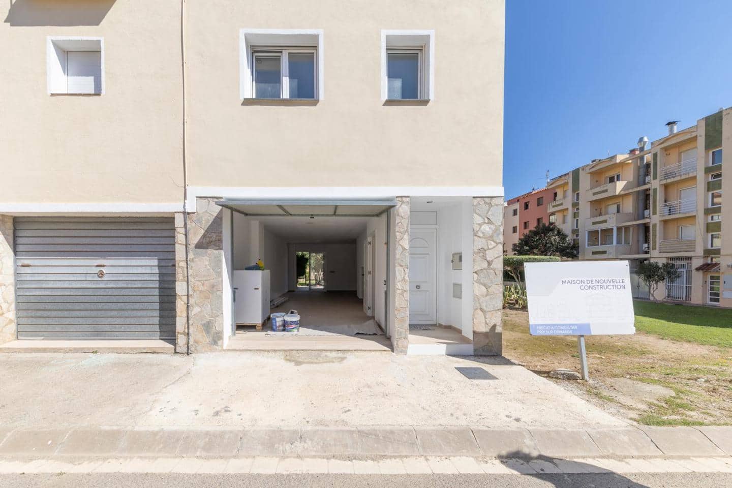 3 Zimmer Villa zu verkaufen in Empuriabrava - 399.000 € (Ref: 9598254)