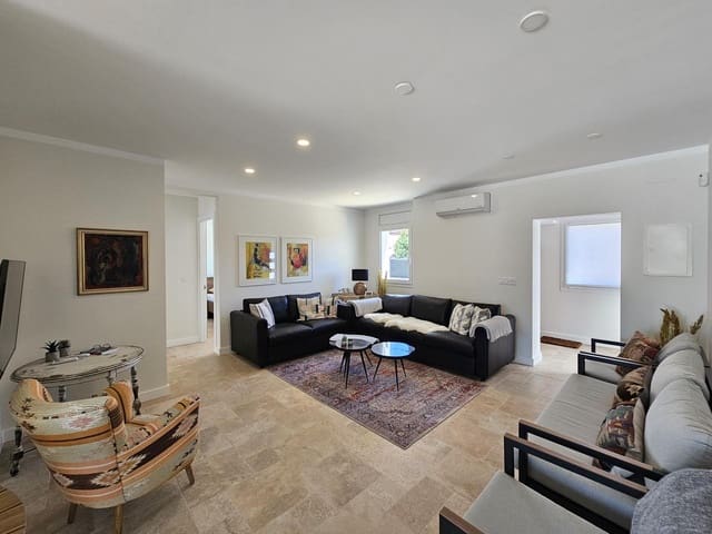 4 Zimmer Villa zu verkaufen in Empuriabrava, Castelló d'Empúries - 1.050.000 € (Ref: 9598255)