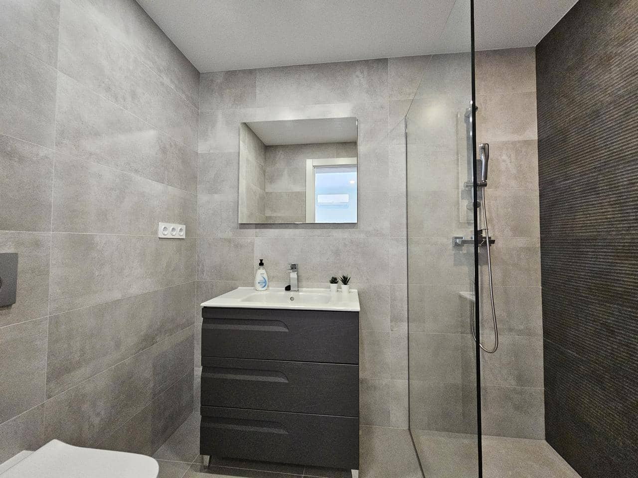 4 Zimmer Villa zu verkaufen in Empuriabrava - 1.050.000 € (Ref: 9598255)