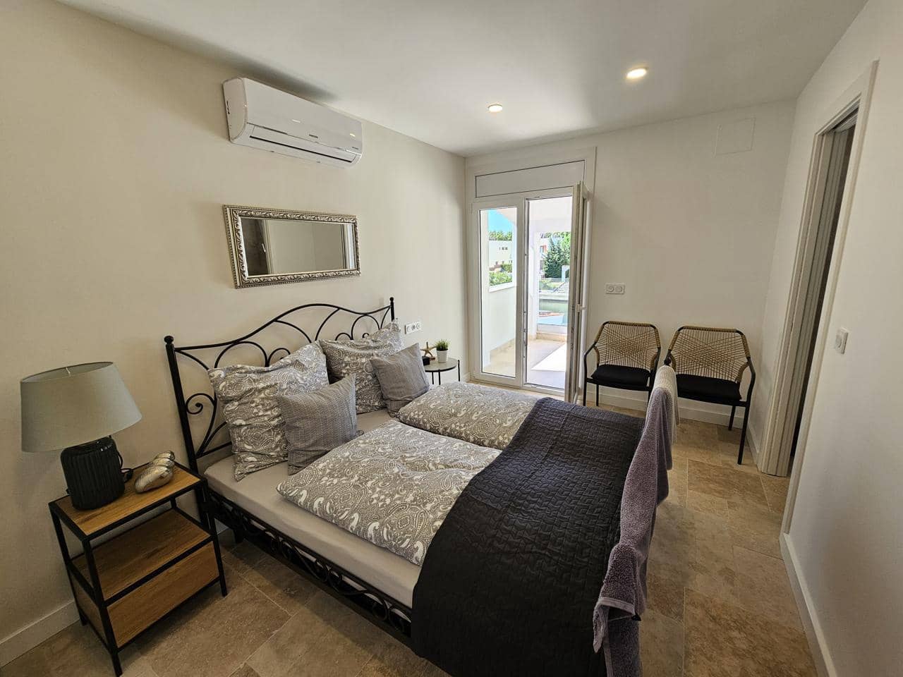 4 Zimmer Villa zu verkaufen in Empuriabrava - 1.050.000 € (Ref: 9598255)