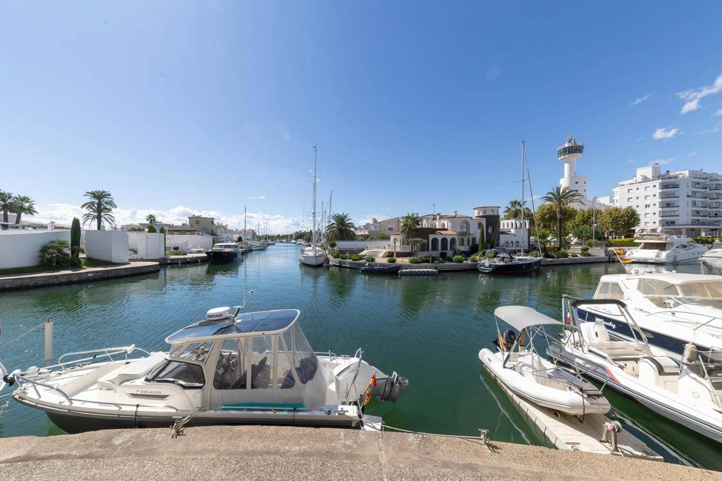 2 slaapkamer Appartement te koop in Empuriabrava - € 450.000 (Ref: 9598256)