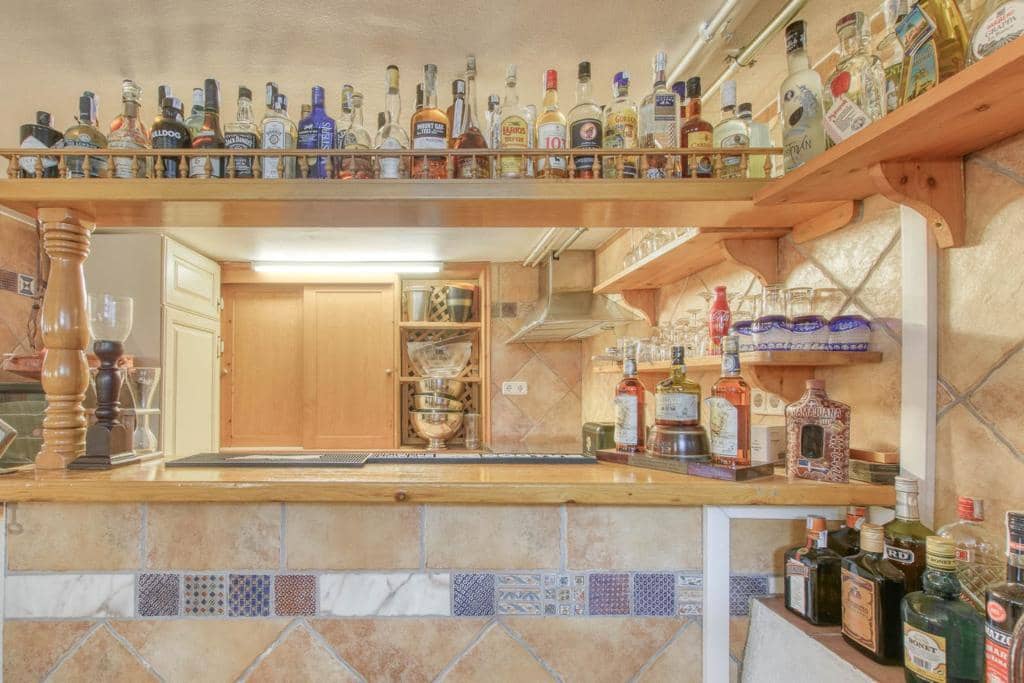 5 Zimmer Villa zu verkaufen in Empuriabrava mit Pool Garage - 780.000 € (Ref: 9598257)