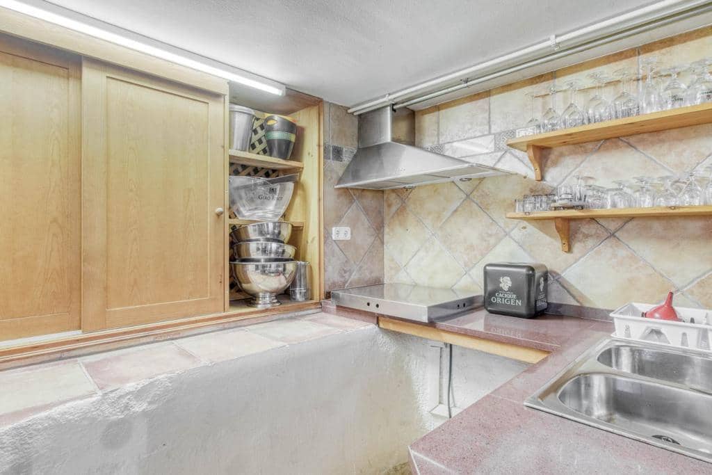 5 Zimmer Villa zu verkaufen in Empuriabrava mit Pool Garage - 780.000 € (Ref: 9598257)