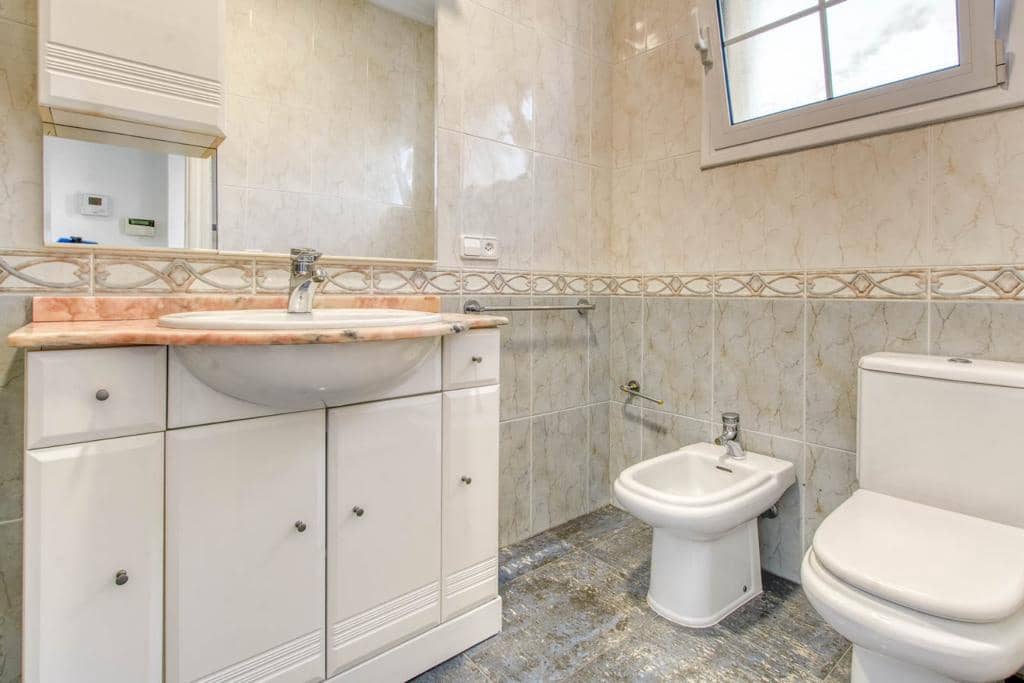 5 Zimmer Villa zu verkaufen in Empuriabrava mit Pool Garage - 780.000 € (Ref: 9598257)