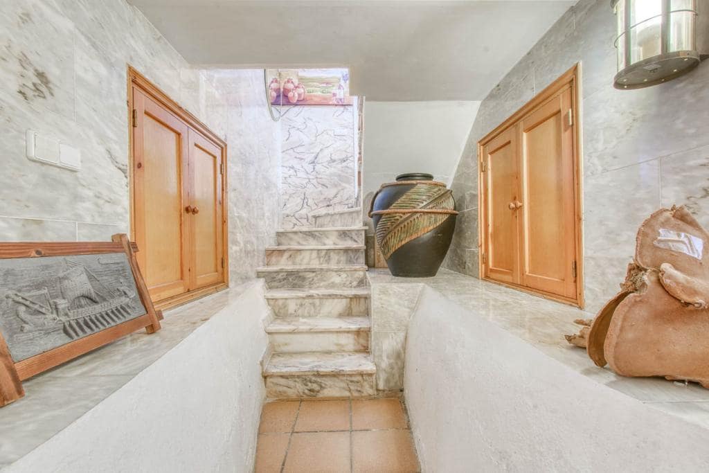 5 Zimmer Villa zu verkaufen in Empuriabrava mit Pool Garage - 780.000 € (Ref: 9598257)