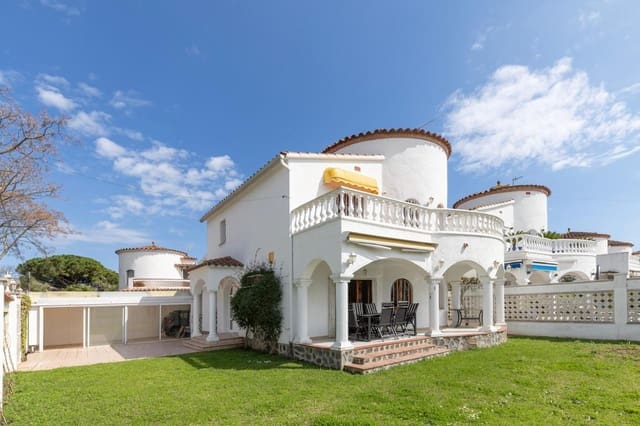 5 Zimmer Villa zu verkaufen in Empuriabrava, Castelló d'Empúries - 570.000 € (Ref: 9598258)