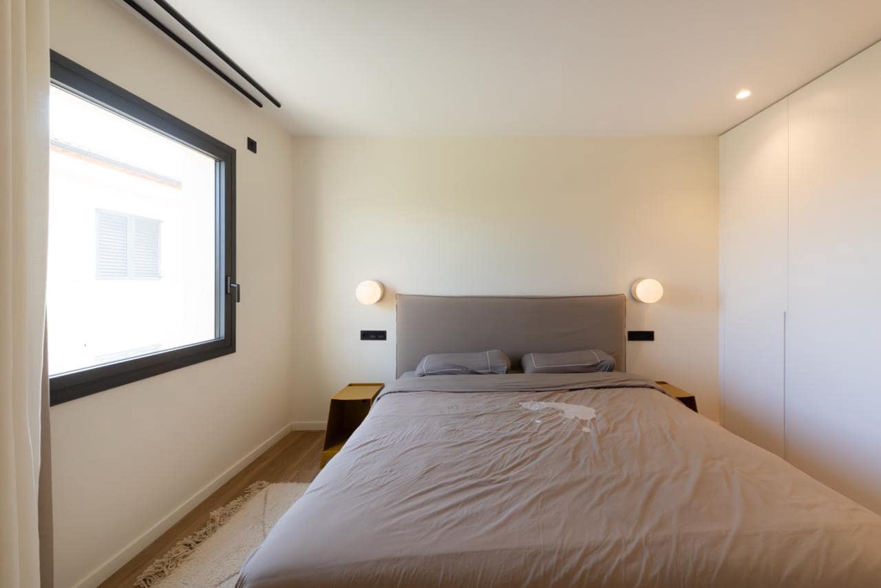 3 bedroom Villa for sale in Empuriabrava with pool garage - € 1,450,000 (Ref: 9705894)