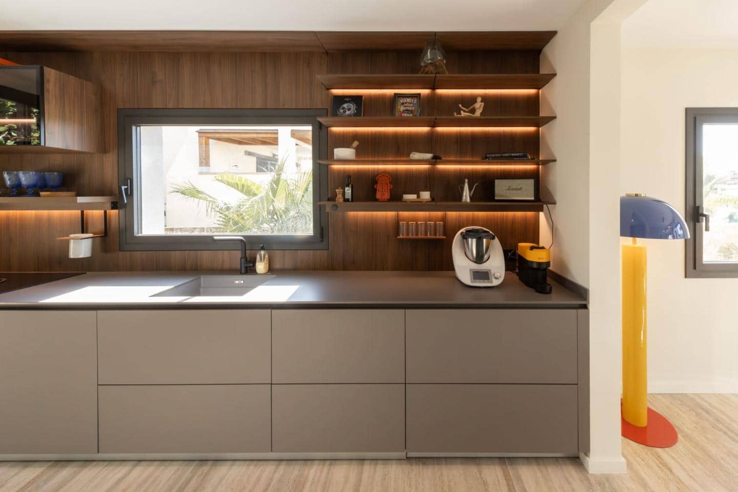 3 bedroom Villa for sale in Empuriabrava with pool garage - € 1,450,000 (Ref: 9705894)