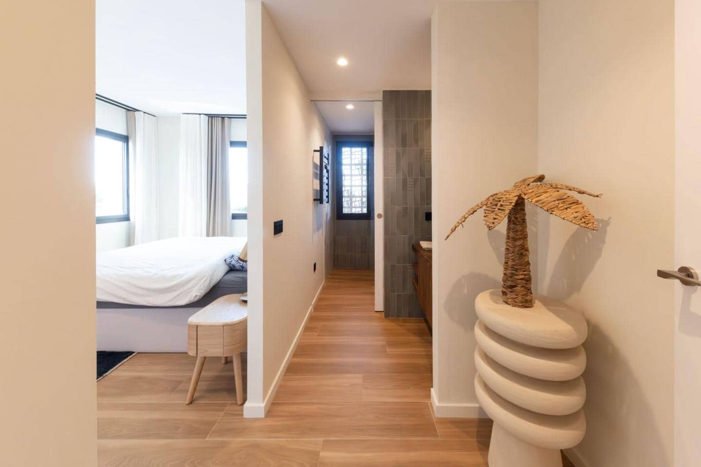 3 bedroom Villa for sale in Empuriabrava with pool garage - € 1,450,000 (Ref: 9705894)