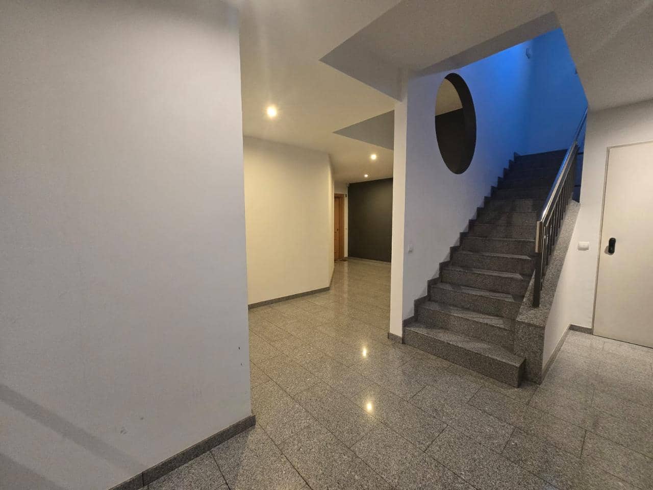 3 bedroom Flat for sale in Figueres - € 229,000 (Ref: 9705924)