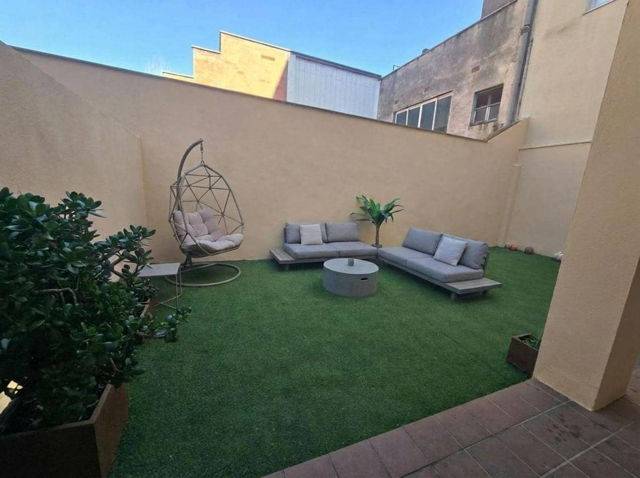 3 bedroom Flat for sale in Figueres - € 229,000 (Ref: 9705924)