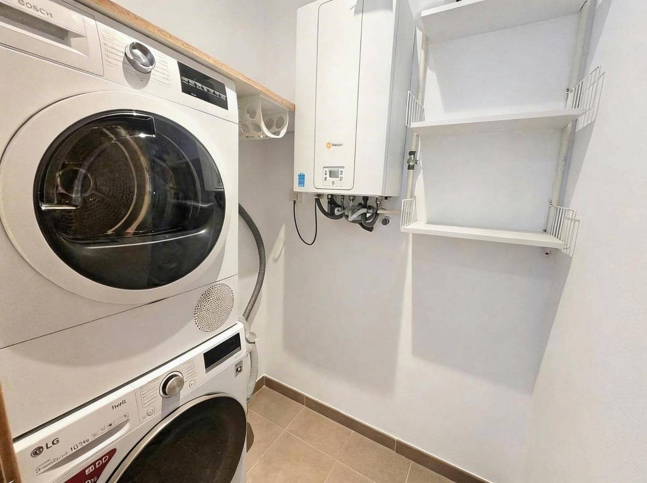 3 bedroom Flat for sale in Figueres - € 229,000 (Ref: 9705924)