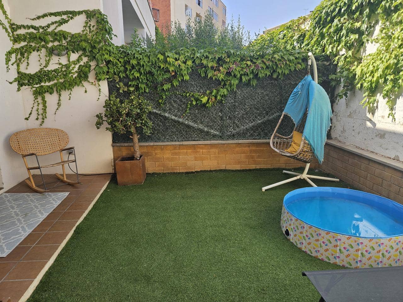 3 bedroom Flat for sale in Figueres - € 220,000 (Ref: 9705924)