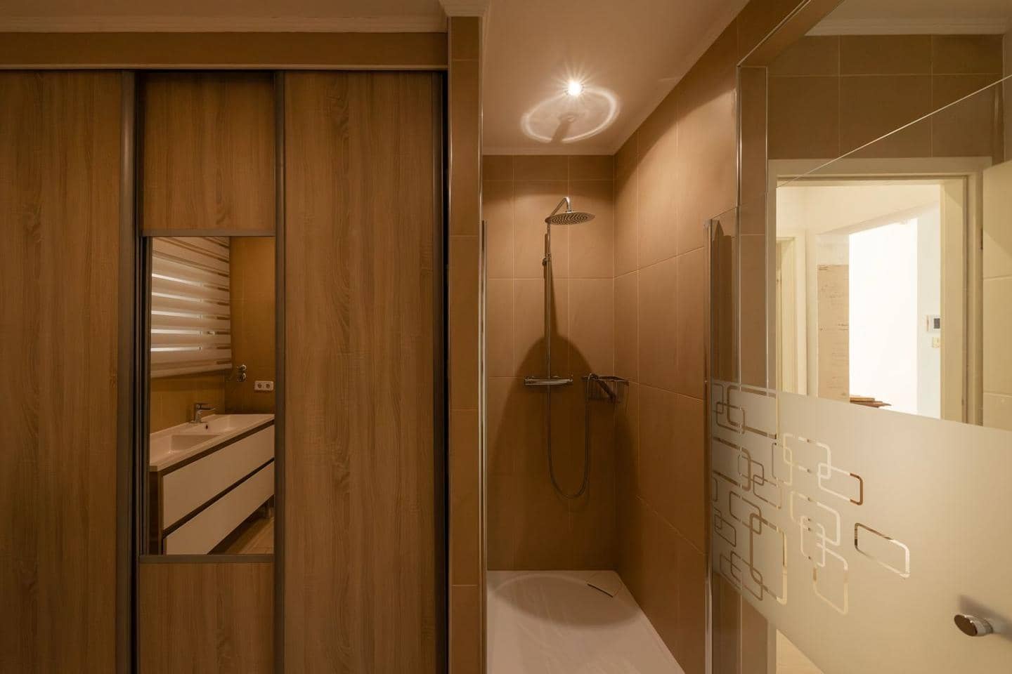 5 bedroom Villa for sale in Empuriabrava with pool - € 1,800,000 (Ref: 9723527)