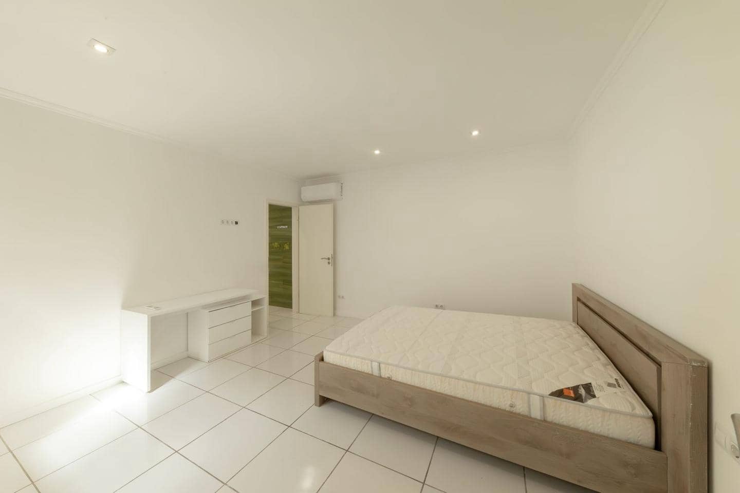 5 bedroom Villa for sale in Empuriabrava with pool - € 1,800,000 (Ref: 9723527)