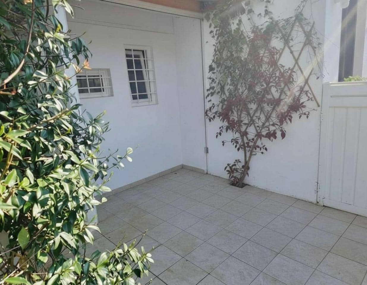 4 bedroom Villa for sale in Empuriabrava - € 259,000 (Ref: 9729515)