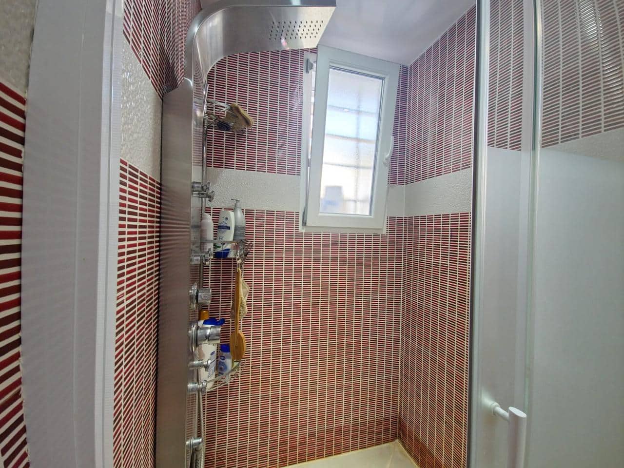 4 bedroom Villa for sale in Empuriabrava - € 259,000 (Ref: 9729515)