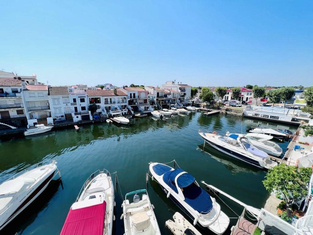 2 soverom Leilighet til salgs i Empuriabrava - € 210 000 (Ref: 9730690)