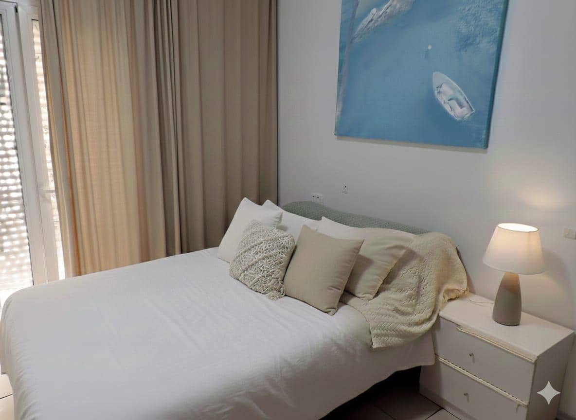3 bedroom Villa for sale in Empuriabrava with pool garage - € 425,000 (Ref: 9743196)
