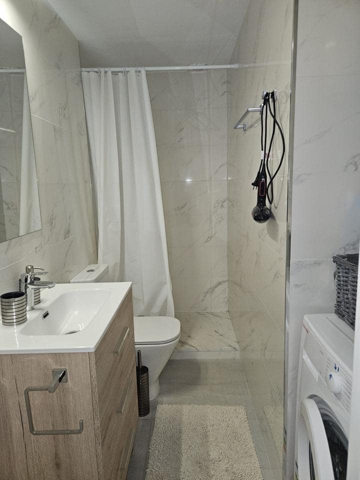 1 sovrum Lägenhet till salu i Empuriabrava - 150 000 € (Ref: 9800055)