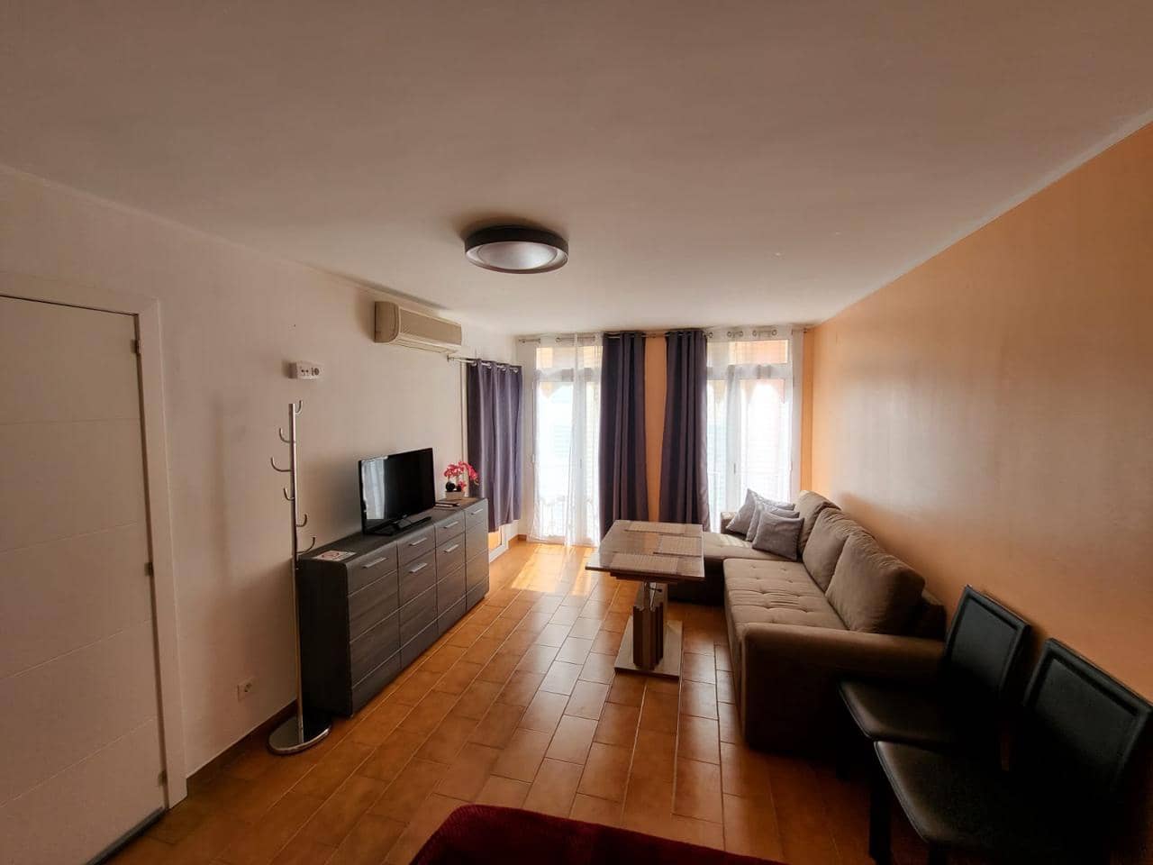 1 sovrum Lägenhet till salu i Empuriabrava - 150 000 € (Ref: 9800055)