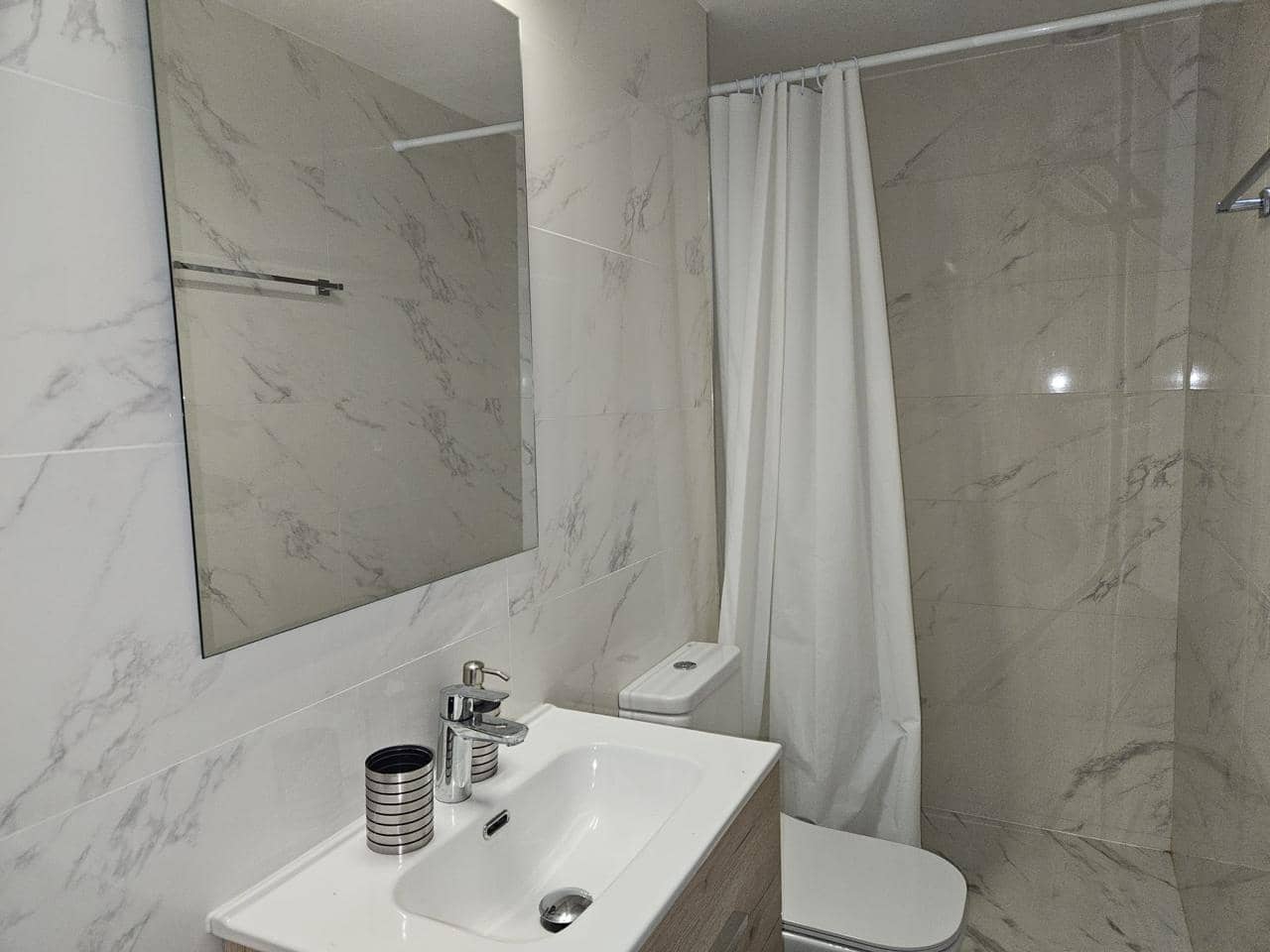 1 sovrum Lägenhet till salu i Empuriabrava - 150 000 € (Ref: 9800055)