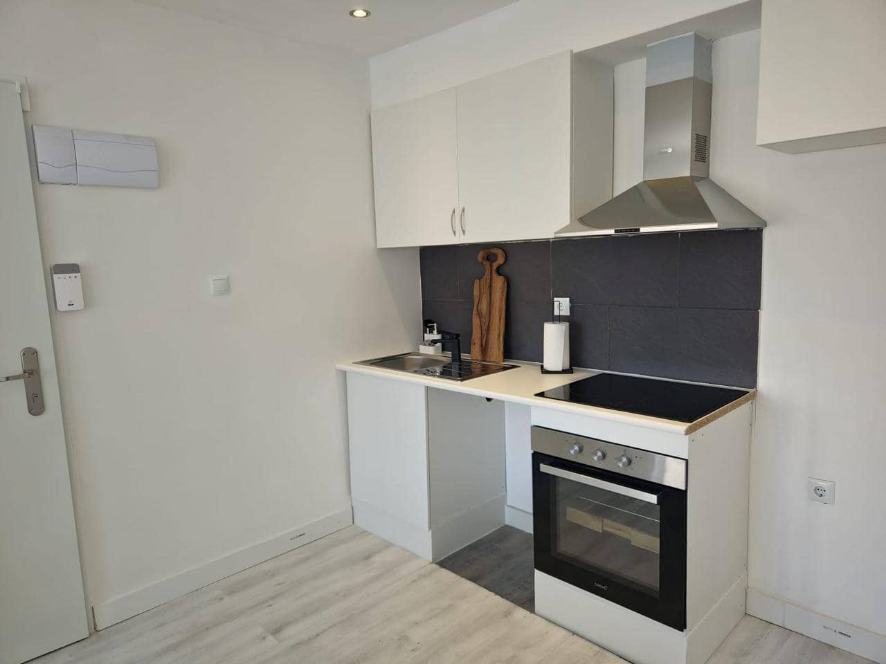 Piso de 2 habitaciones en Roses en venta - 199.000 € (Ref: 9800056)