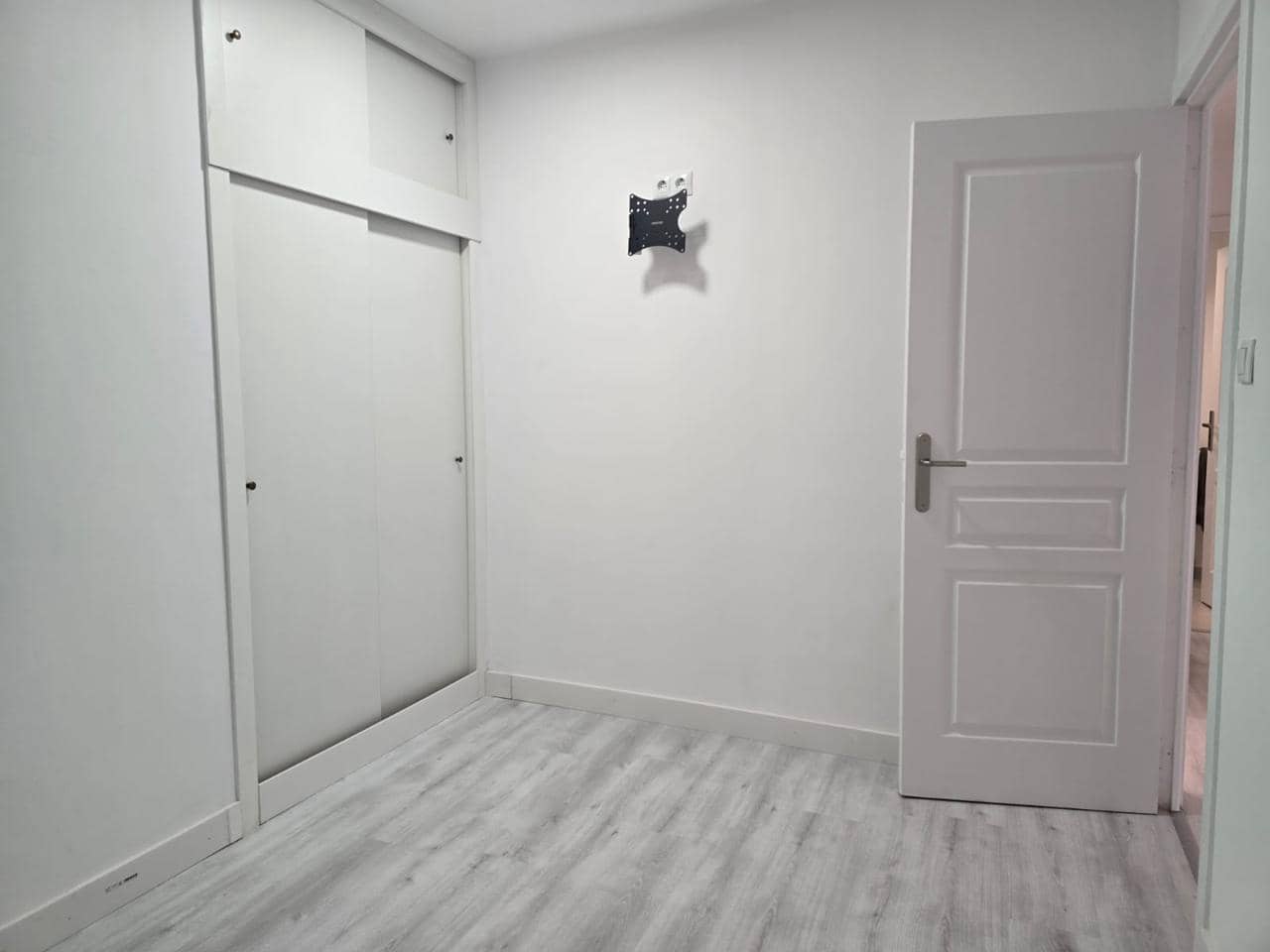 Piso de 2 habitaciones en Roses en venta - 199.000 € (Ref: 9800056)