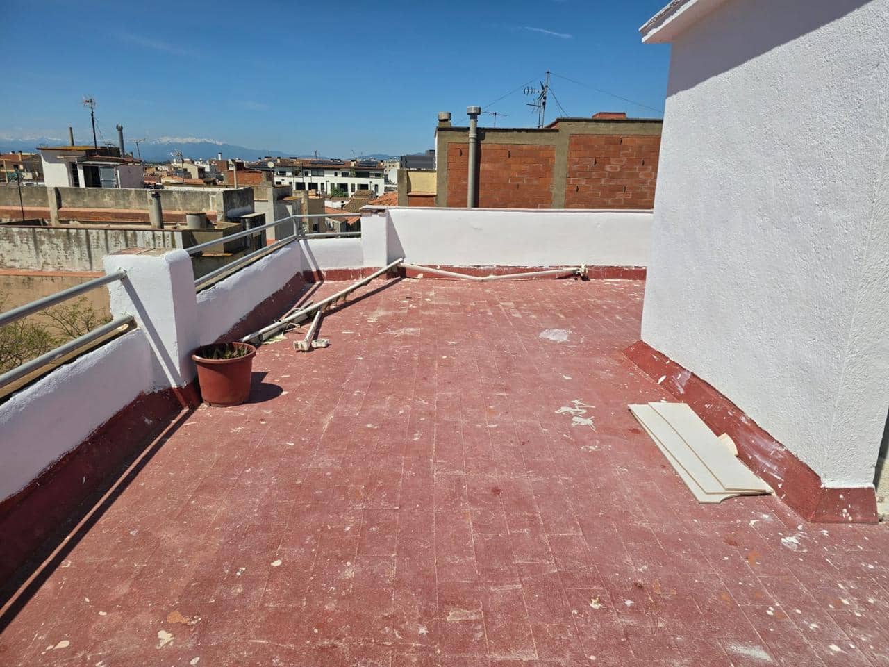 Piso de 2 habitaciones en Roses en venta - 199.000 € (Ref: 9800056)