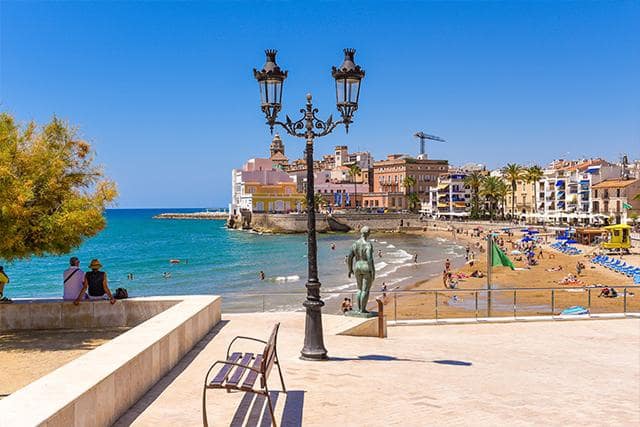 3 bedroom Business for rent in Sitges - € 4,500 (Ref: 9830114)