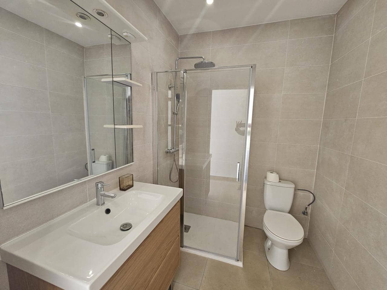 2 bedroom Flat for sale in Roses - € 220,000 (Ref: 9833028)