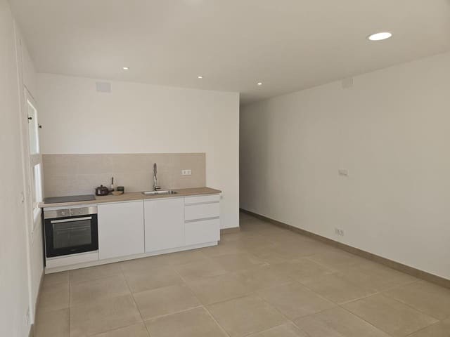 2 bedroom Flat for sale in Santa Margarida, Roses - € 220,000 (Ref: 9833028)