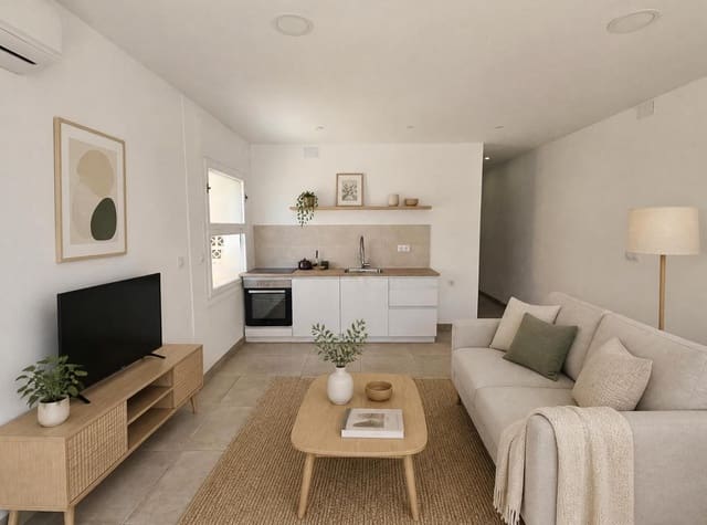 2 bedroom Flat for sale in Santa Margarida, Roses - € 220,000 (Ref: 9833028)