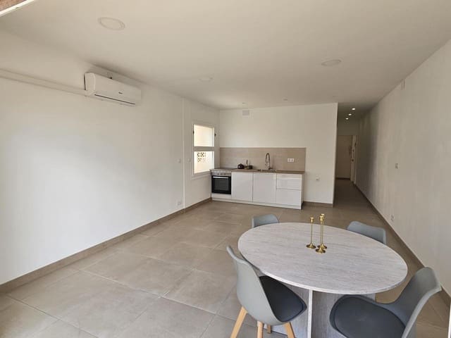 2 bedroom Flat for sale in Santa Margarida, Roses - € 220,000 (Ref: 9833028)