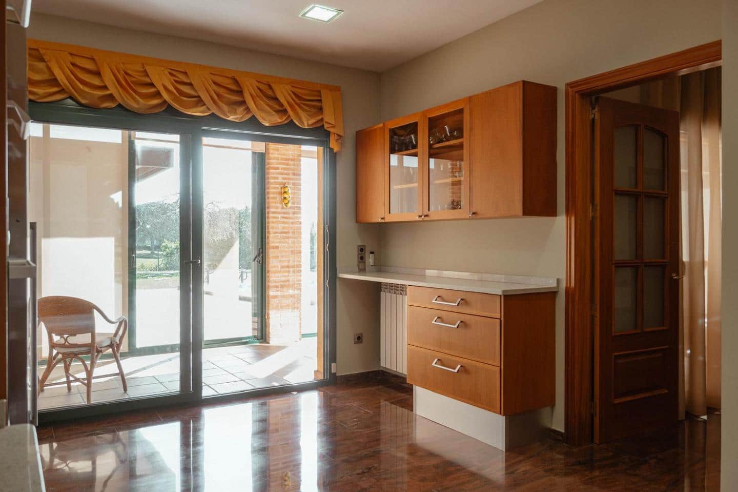 5 bedroom Villa for sale in Peralada with pool garage - € 1,800,000 (Ref: 9850588)