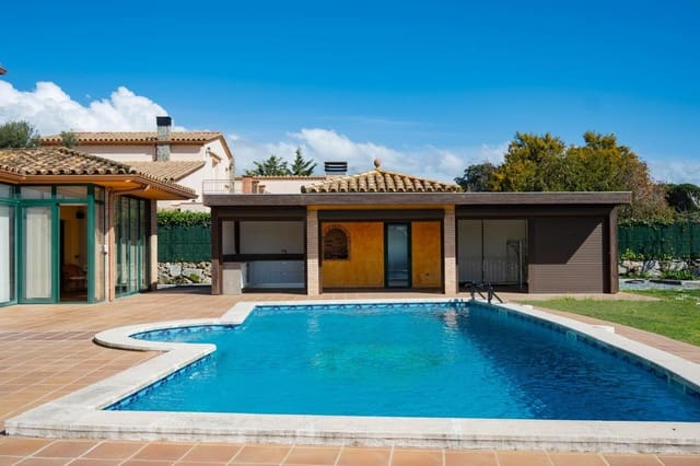 5 chambre Villa/Maison à vendre à Peralada avec piscine garage - 1 800 000 € (Ref: 9850588)