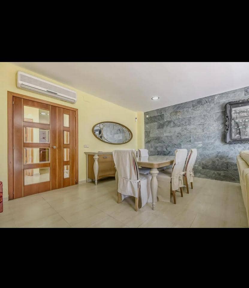 4 bedroom Villa for sale in Palau-saverdera with pool garage - € 790,000 (Ref: 9875322)