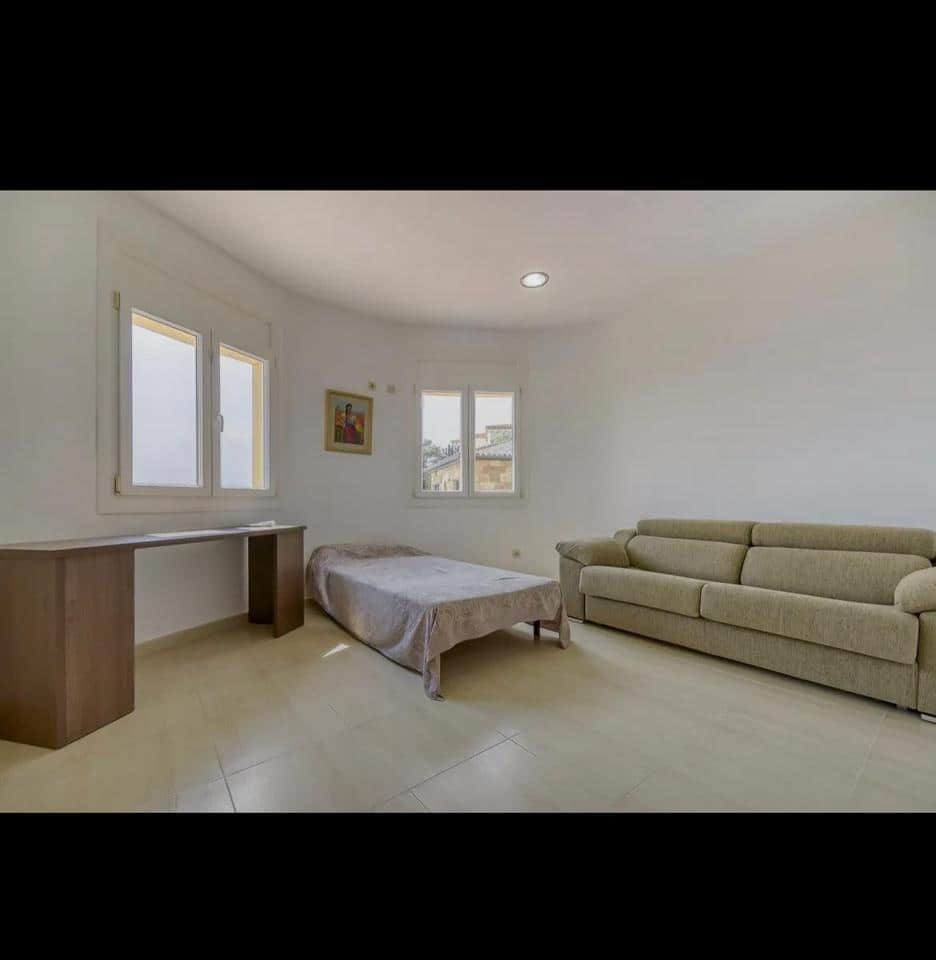4 bedroom Villa for sale in Palau-saverdera with pool garage - € 790,000 (Ref: 9875322)