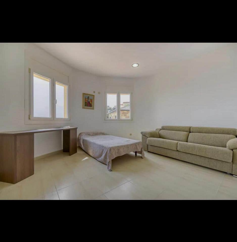 4 bedroom Villa for sale in Palau-saverdera with pool garage - € 790,000 (Ref: 9875322)