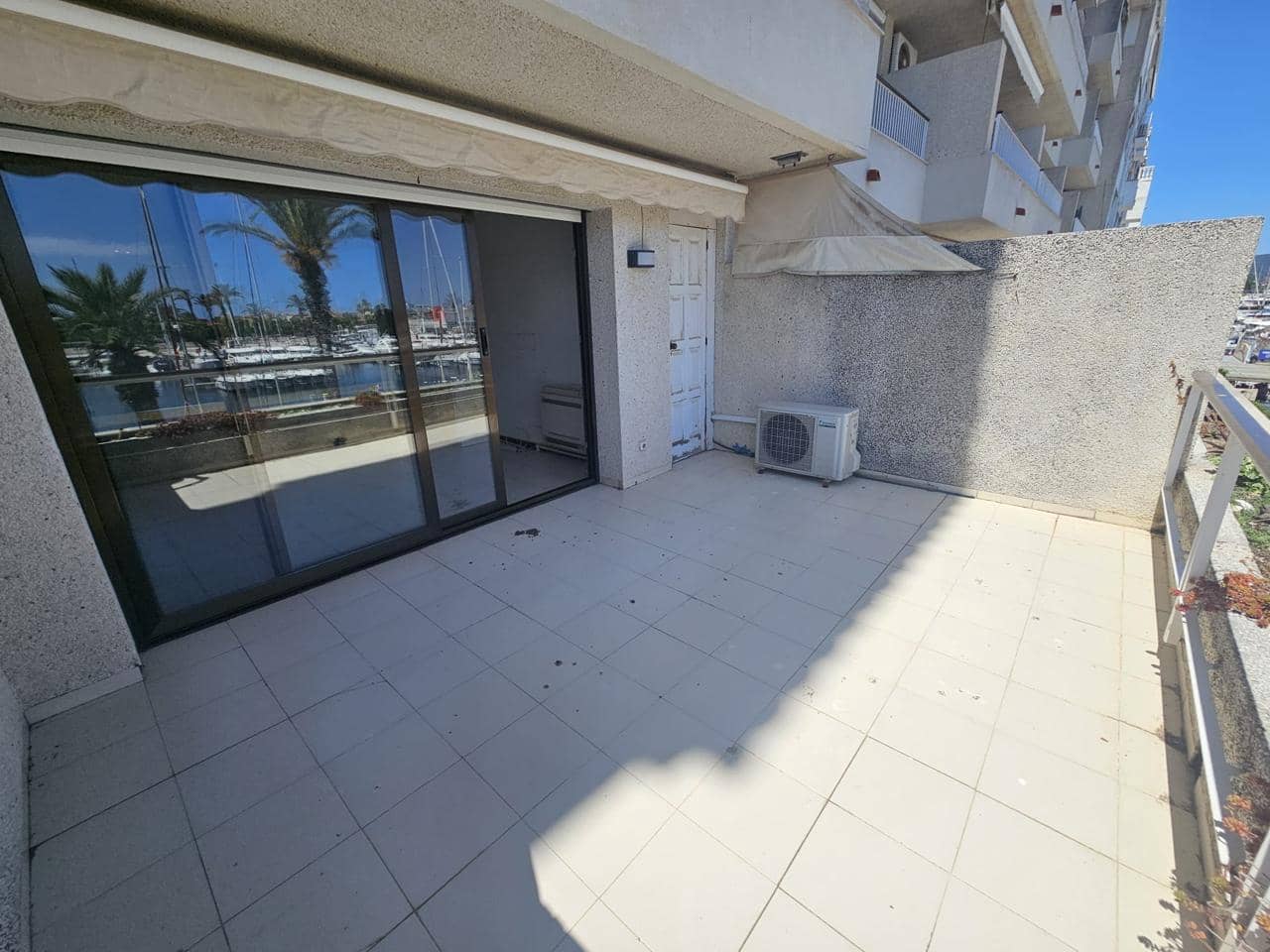 2 makuuhuone Asunto myytävänä paikassa Empuriabrava - 280 000 € (Ref: 9879740)