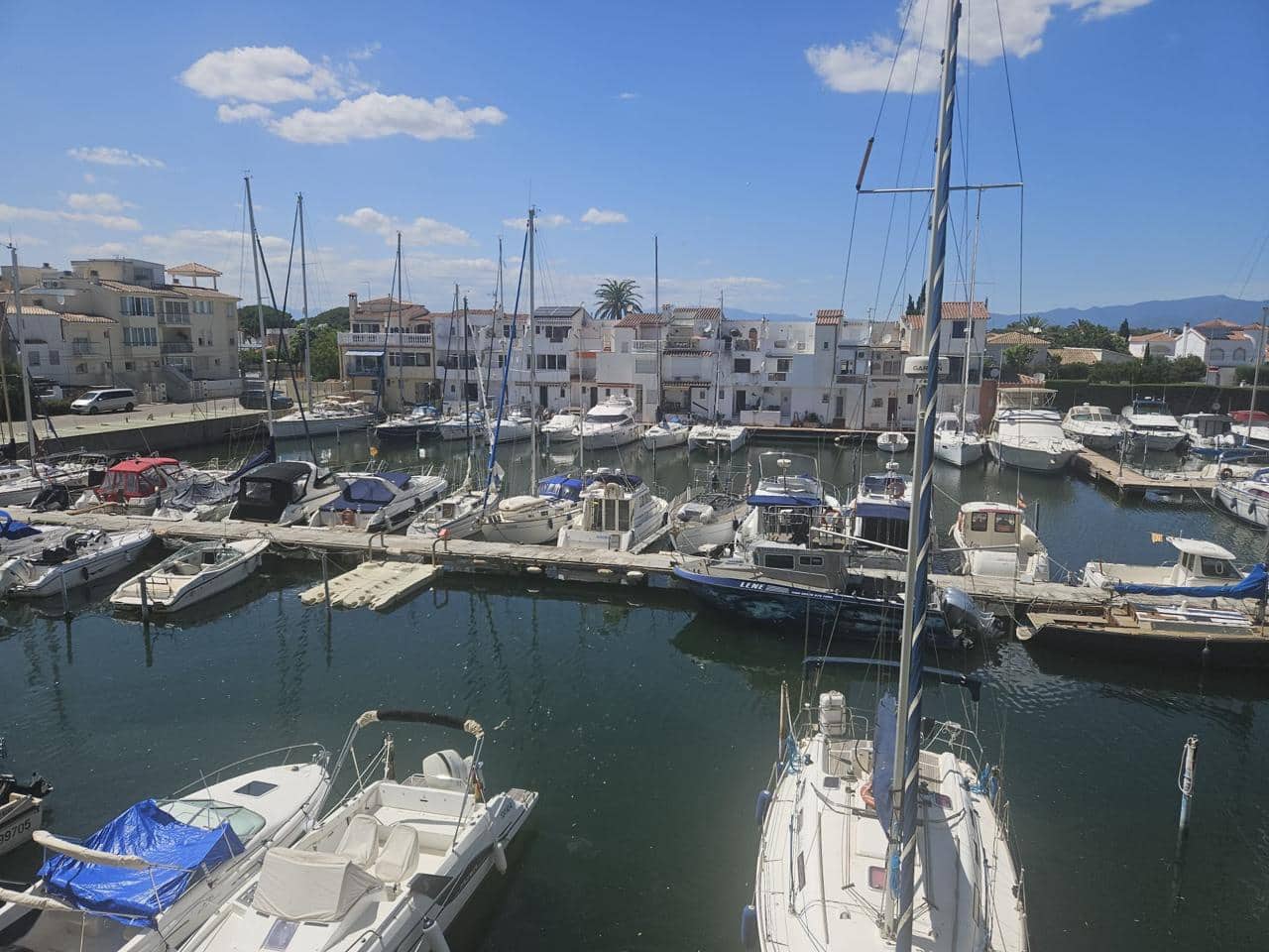 2 makuuhuone Asunto myytävänä paikassa Empuriabrava - 280 000 € (Ref: 9879740)