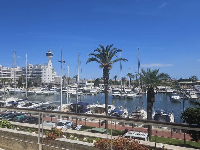 2 slaapkamer Flat te koop in Empuriabrava, Castelló d'Empúries - € 280.000 (Ref: 9879740)