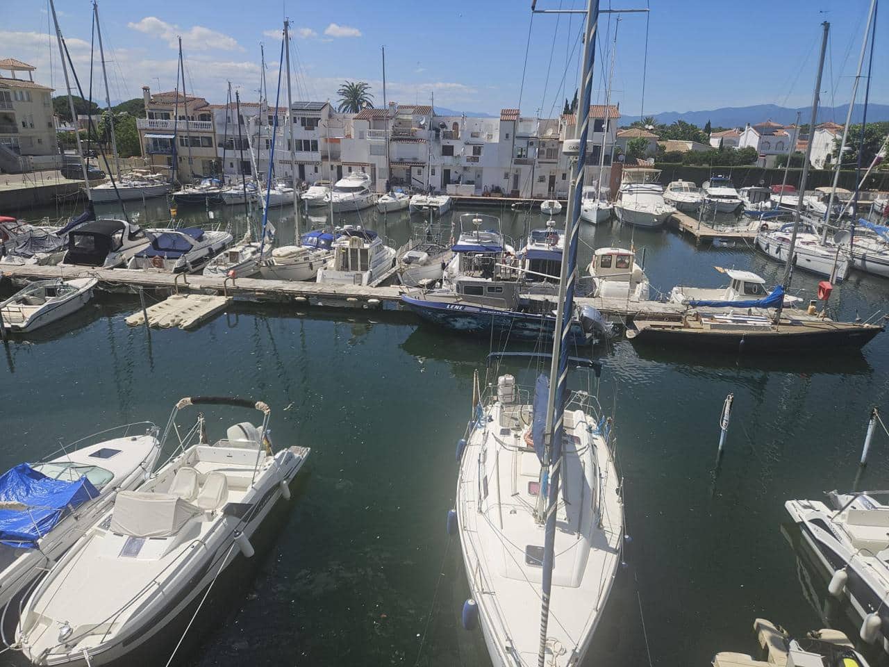 2 makuuhuone Asunto myytävänä paikassa Empuriabrava - 280 000 € (Ref: 9879740)