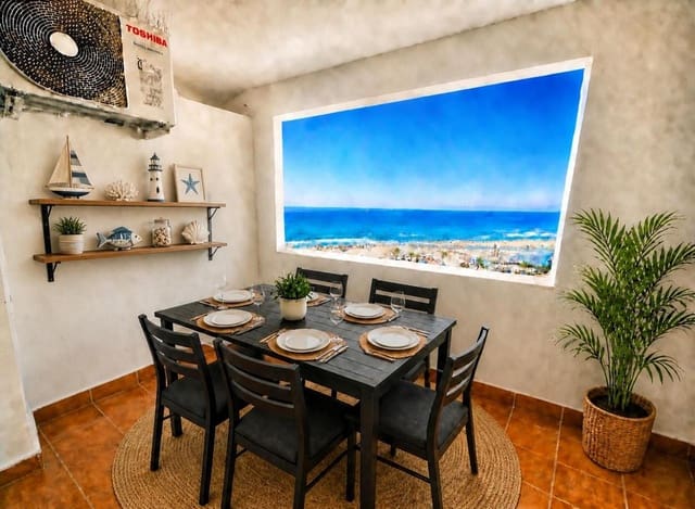 3 bedroom Flat for sale in Empuriabrava, Castelló d'Empúries with garage - € 499,900 (Ref: 9973827)