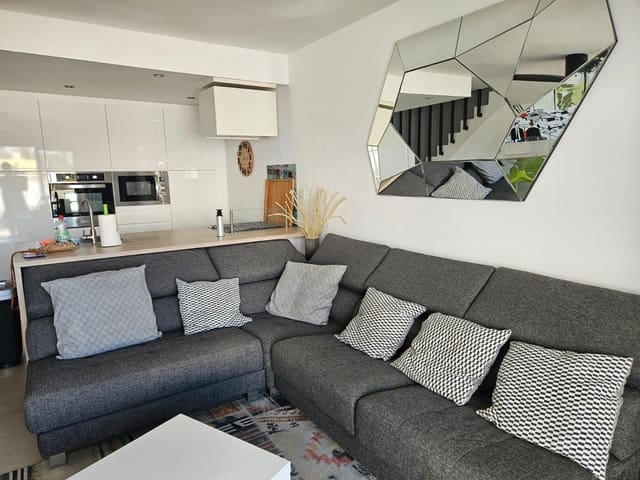 3 soverom Villa til salgs i Empuriabrava, Castelló d'Empúries med garasje - € 520 000 (Ref: 9986201)