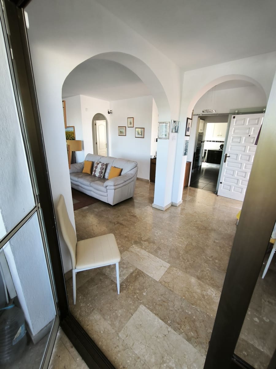 5 makuuhuone Huvila myytävänä paikassa Cerro del Aguila mukana uima-altaan 
autotalli - 895 000 € (Ref: 9687409)