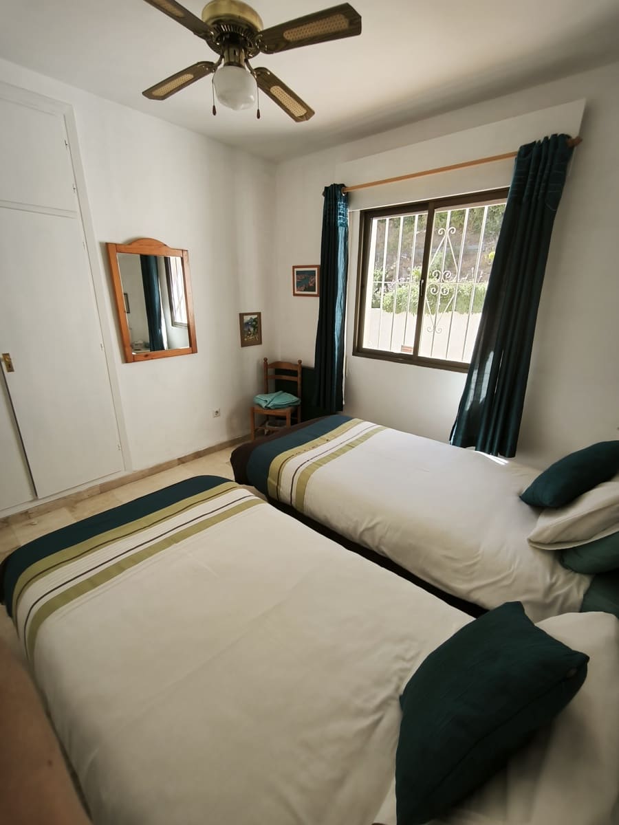 5 bedroom Villa for sale in Cerro del Aguila with pool garage - € 895,000 (Ref: 9687409)