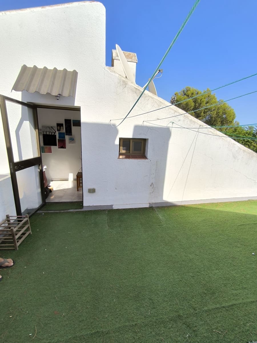 Casa de 3 habitaciones en Cerro del Aguila en venta con piscina garaje - 495.000 € (Ref: 9687462)